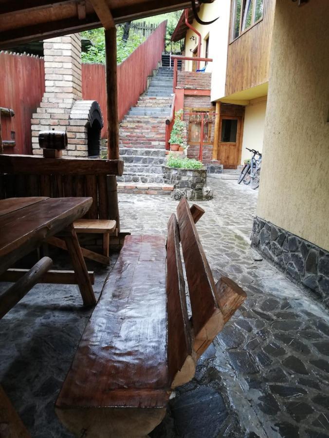 Hotel La Gabi Azuga Exterior foto